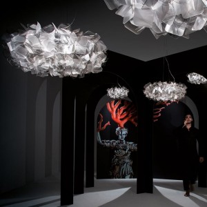 New design lighting flower modern acrylic pendnat  light for restaurant decoration