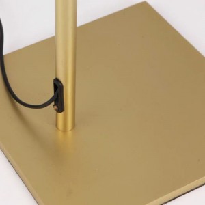 Post - modern simple design cylinder lamp Gold finished metal floor lamp