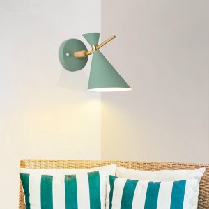 china OEM manufacturer casting and spin pivot arm sconce in antique brass outdoor lamp by your drawing