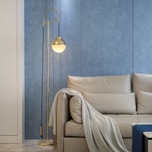 Light and luxurious post-modern floor lamp creative personality bedside net red and gold glass ball living room floor lamp
