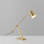 Designer's model room of study desk lamp Nordic modern light and luxurious living room bedside lamp