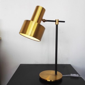 Postmodern Simple Atmospheric Shaking Head Dimming Decorative Table Lamp