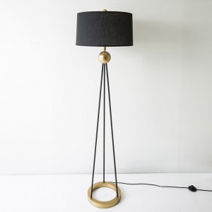 American floor lamp Living room vertical desk lamp bedside lamp modern simple creative study LED floor lamp