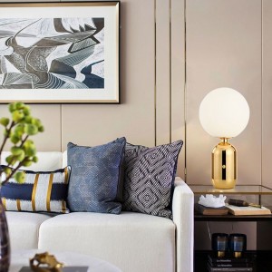 Post-modern light luxury glass lamps American simple luxury living room lamp bedside lamp in study bedroom