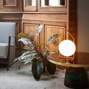 Nordic Flos bedside table lamp Simple study eye protection table lamp Modern personality fashion glass ball Bedroom Table Lamp