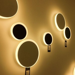 Creative Modern Simple Hardware Acrylic High-end Composite Wall Lamp